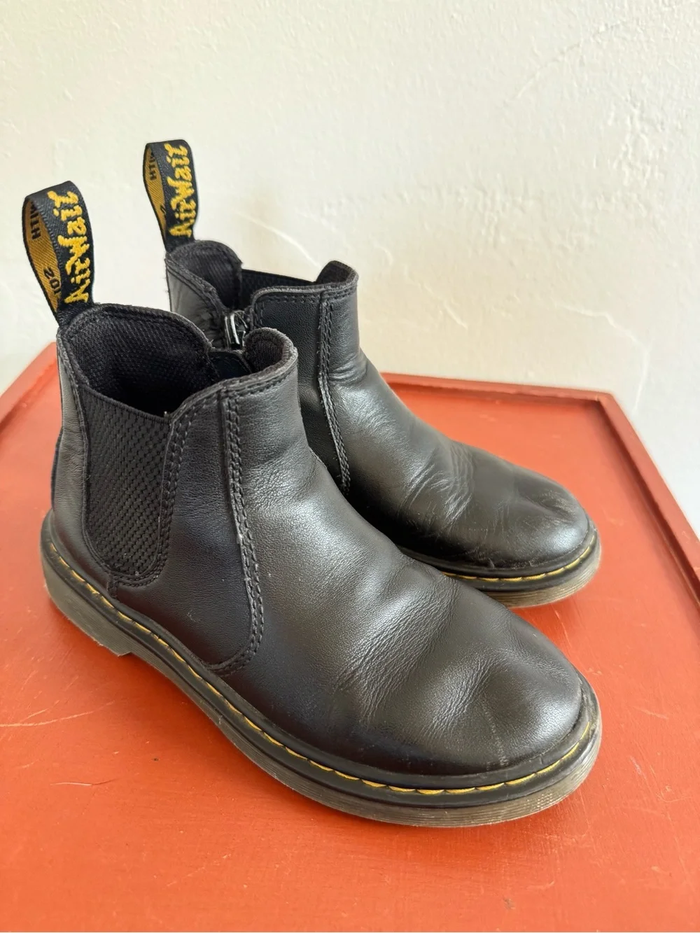 Dr. Martens Softy T Leather Chelsea Boots Black Full Grain Leather 2976J